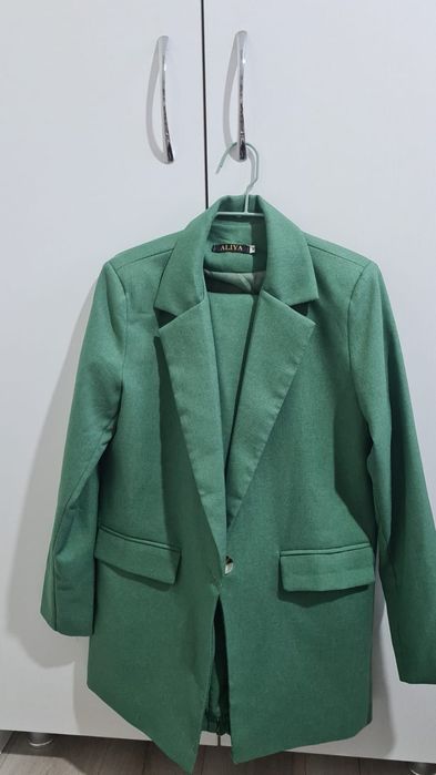 Продам костюм в идельном состоянии