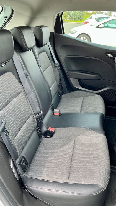 Renault Clio E-Tech Hybrid ГАРАНЦИЯ