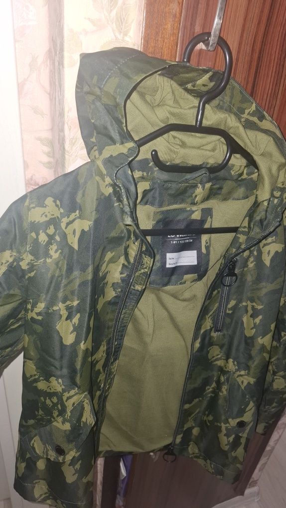 Детско яке с качулка, 7-8 години