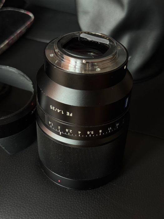 Obiectiv Sony ZEISS 35mm f 1.4 Distagon