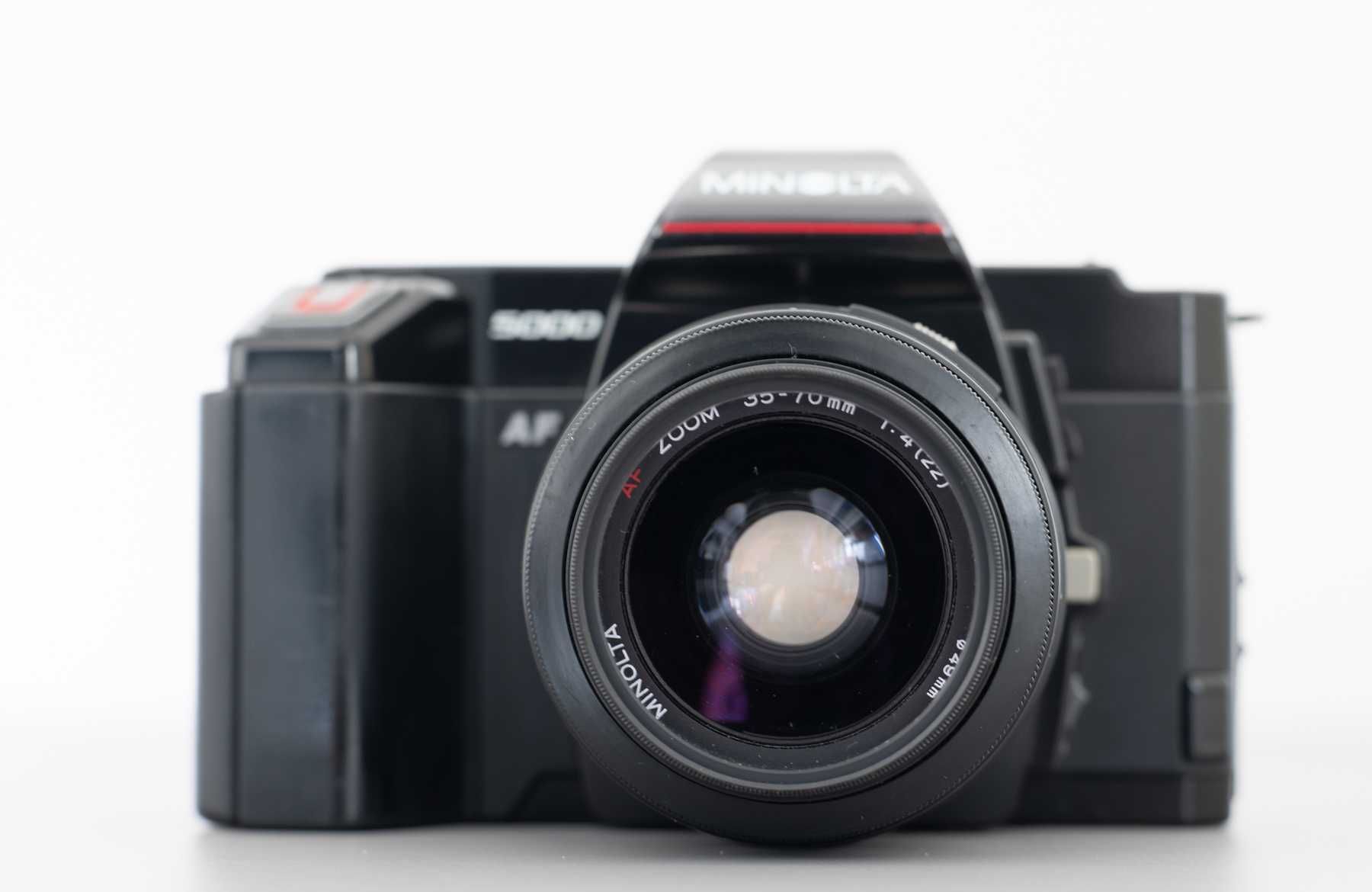 Aparat foto film Minolta 5000 cu obiectiv 35-70 F4 perfect functional