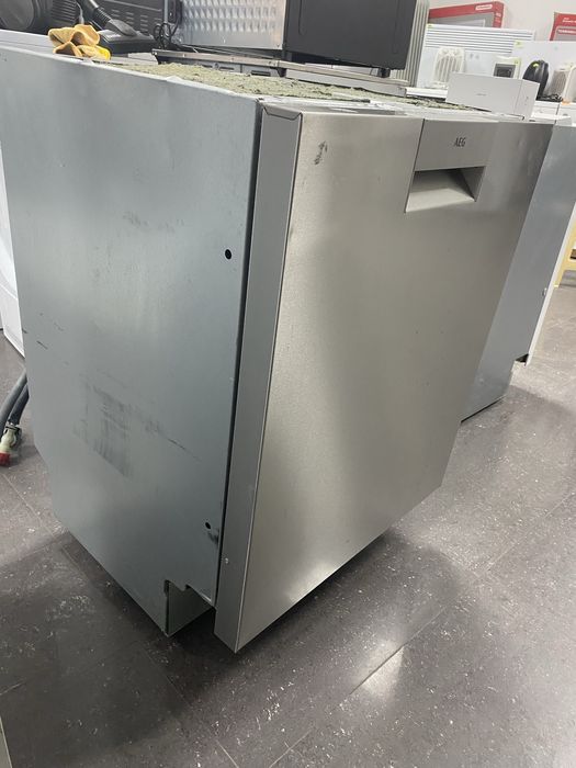 Съдомияла за полувграждане 59 см. AEG