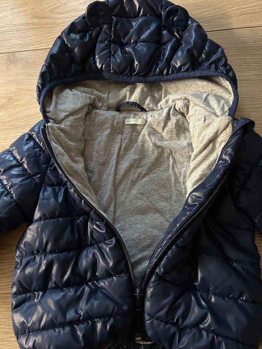 Яке Benetton с подарък олекотено яке