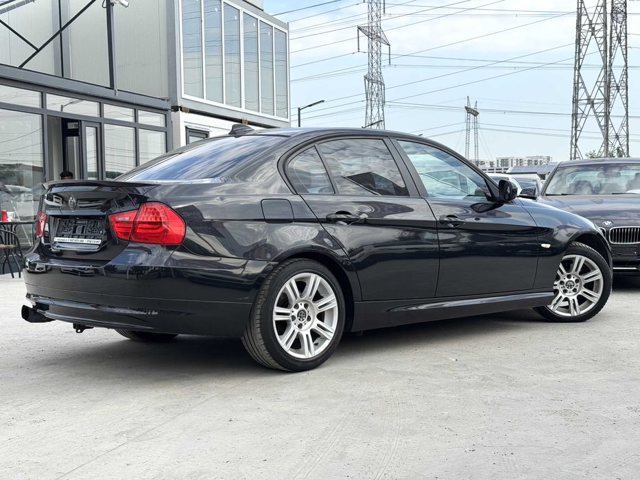 BMW 320D 143cp/Garantie/Navi/Xenon/Pachet M/Rate Fixe|Avans0|Finantare