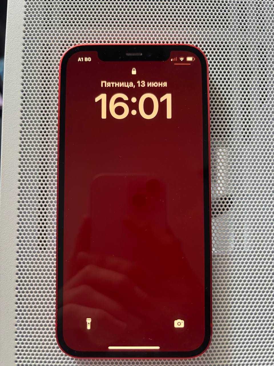 iPhone 12 red 128
