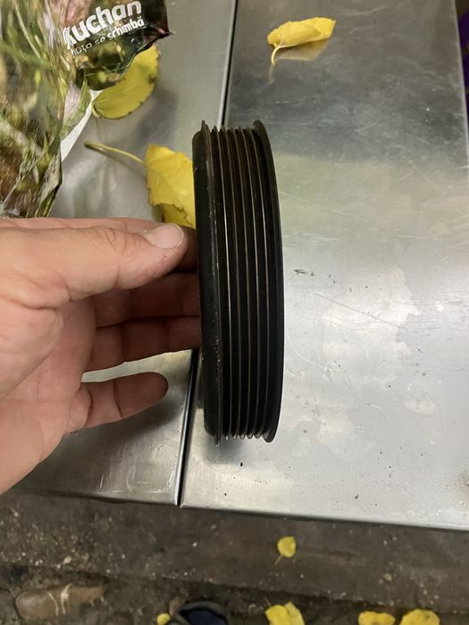 Pompa injectie 1.5 dci renault euro 5 + fulie motor