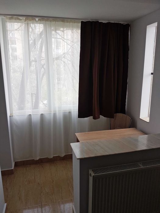 Dau in chirie garsoniera tip D pe str. Aluminei