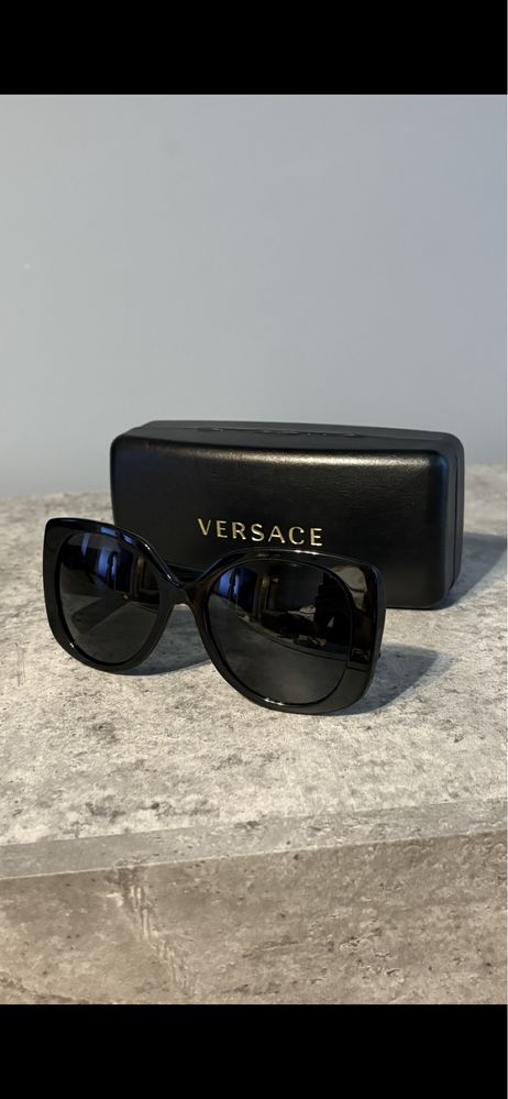 Слънчеви очила Versace