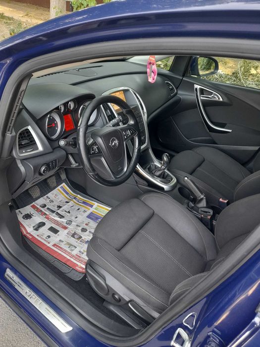 Opel Astra j 1.7 diesel 2012
