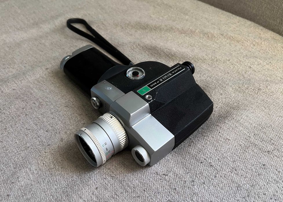 Cameră video vintage Fujica Single-8 P300 funcțională Japonia