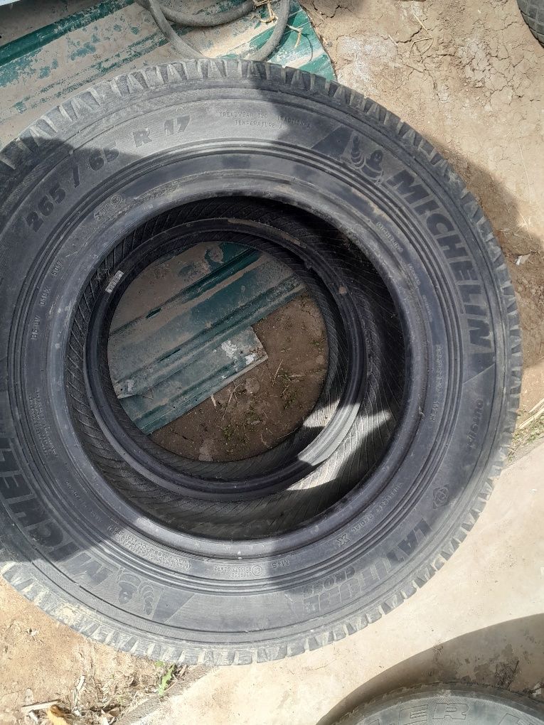 Продам  Шины 265 / 65 R 17