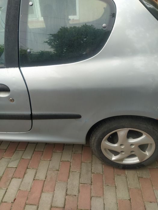 Vând Pegeout 206 1.4 benzina 2001 Cod motor KFW