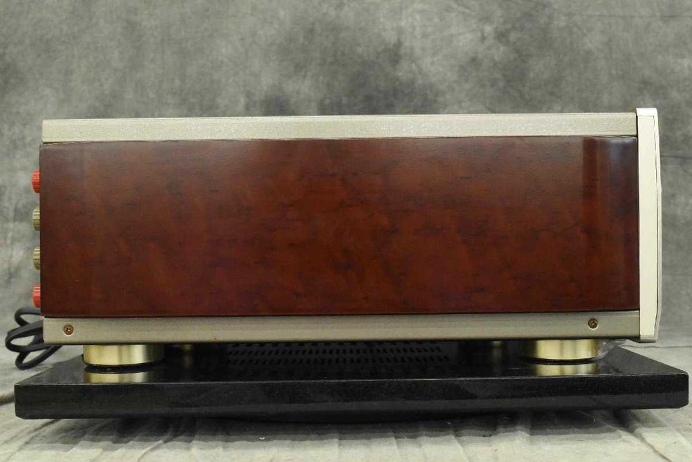 SANSUI AU-a707-NRA Amplificator Integrat High End (1998)
