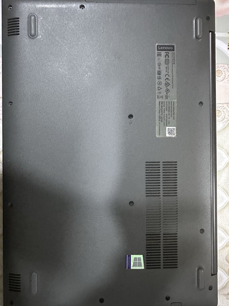 LENOVO" ideapad 330