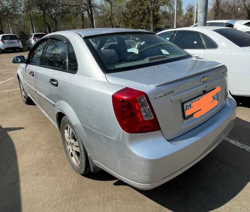 Lacetti 1.8 мотор, 2011 автомат. Краски нет! Чистая.