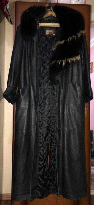 Продается женское кожаное пальто утепленное, производство Турции