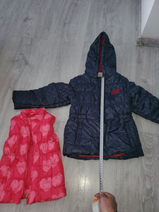 Geaca de iarna Disney 4-5 ani si vesta OVS,  3-4 ani