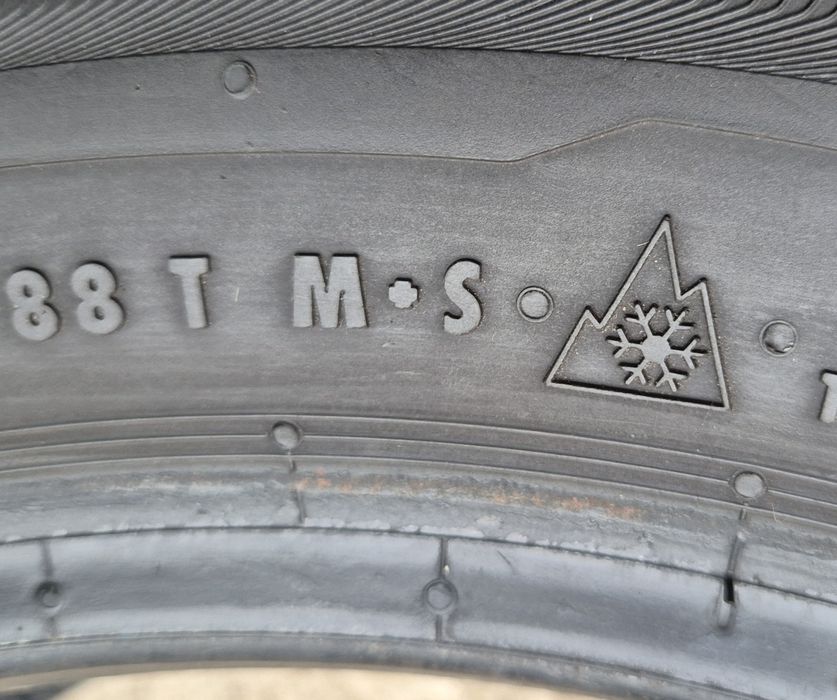 Set 2buc 185/65 R15 88T Semperit Master-Grip 2 M+S iarnă