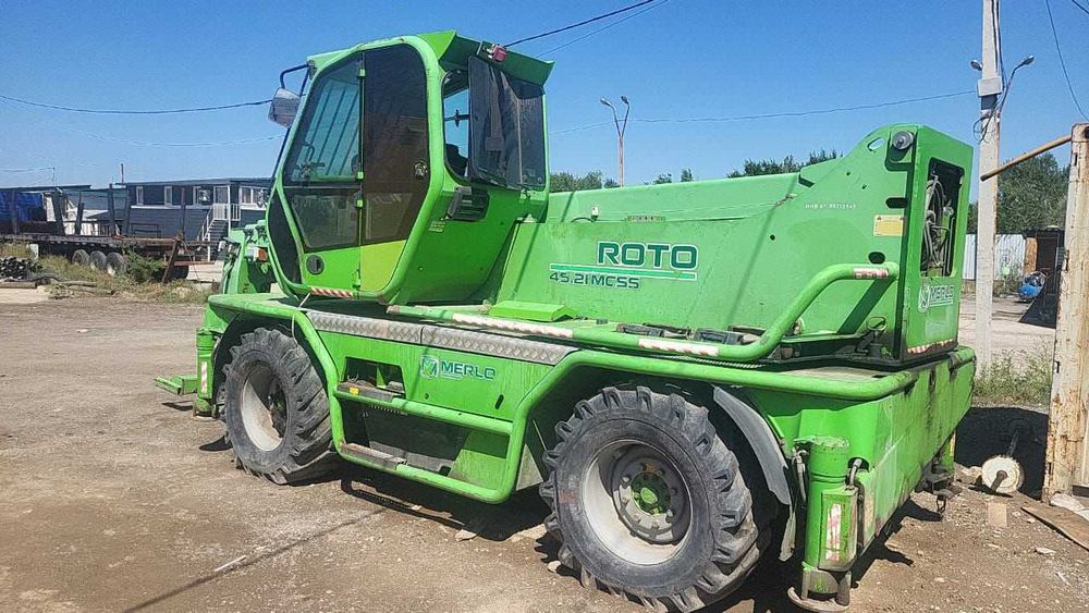 Продам телескопический погрузчик Merlo Roto (Италия)