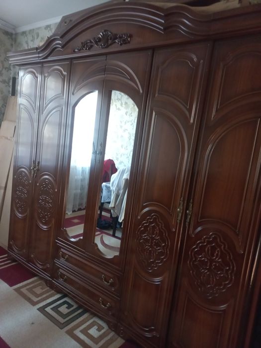 Продаю стальную гарнитур и горка