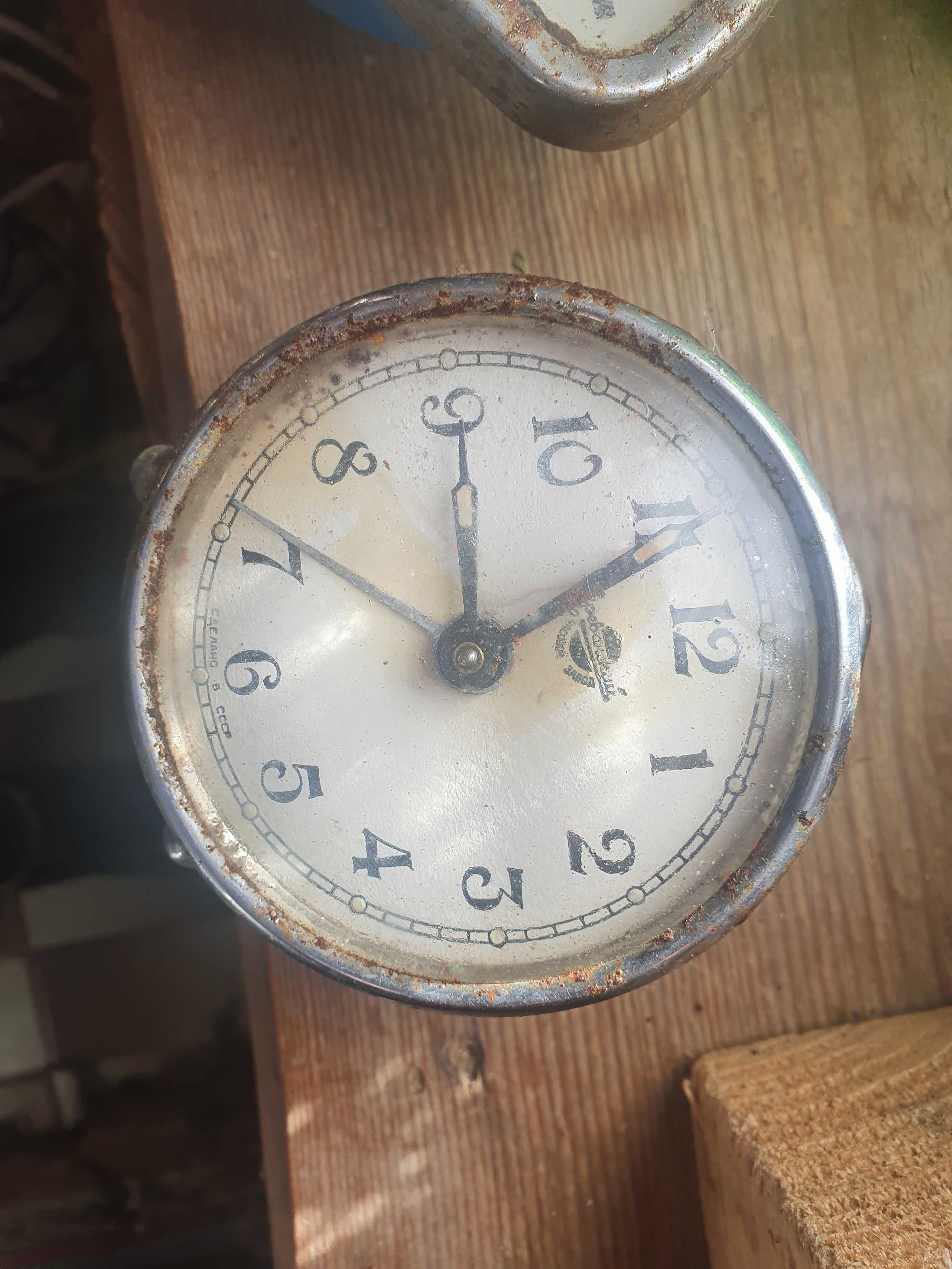 Стари антикварни часовници