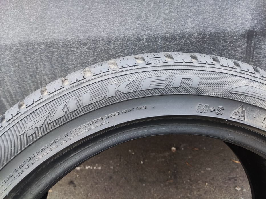 2бр. зимни гуми 215/45/16 Falken Euro Winter 
7mm
Много добро състояни