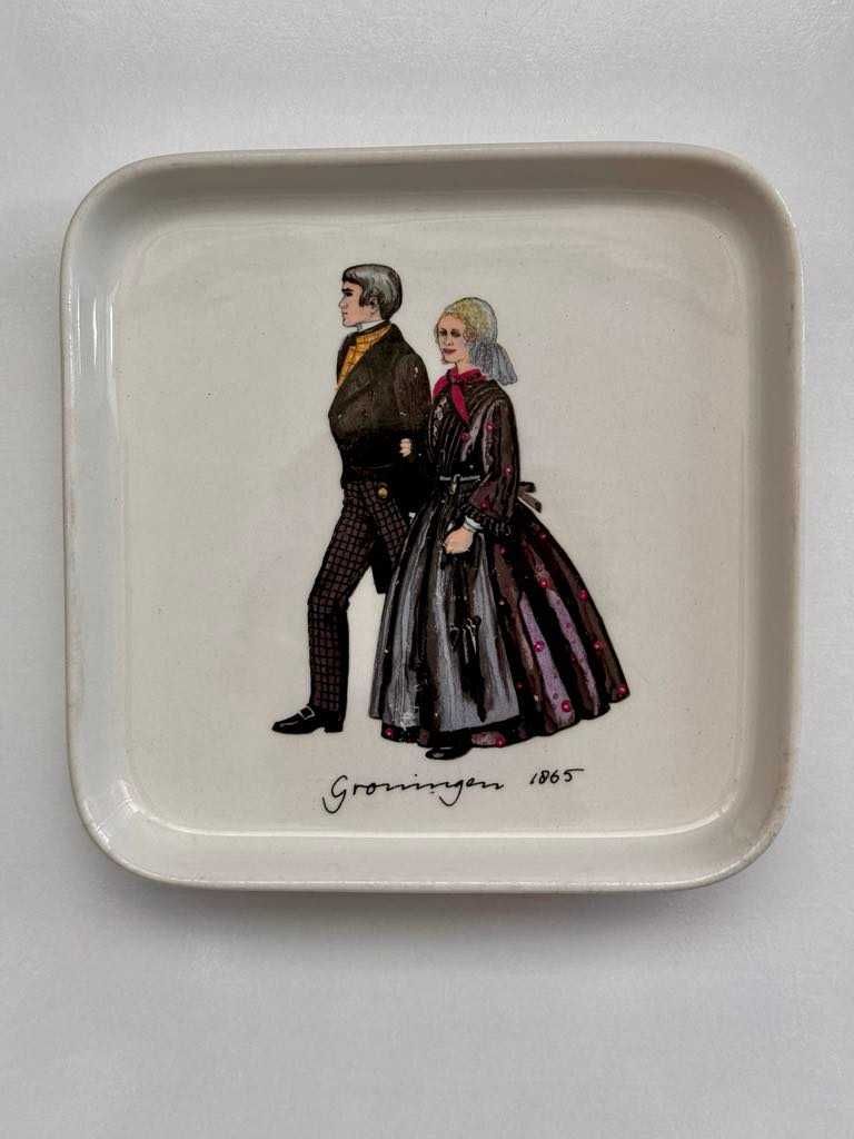 Villeroy&Boch Burgherdragt 6бр. десертни квадратни чинийки