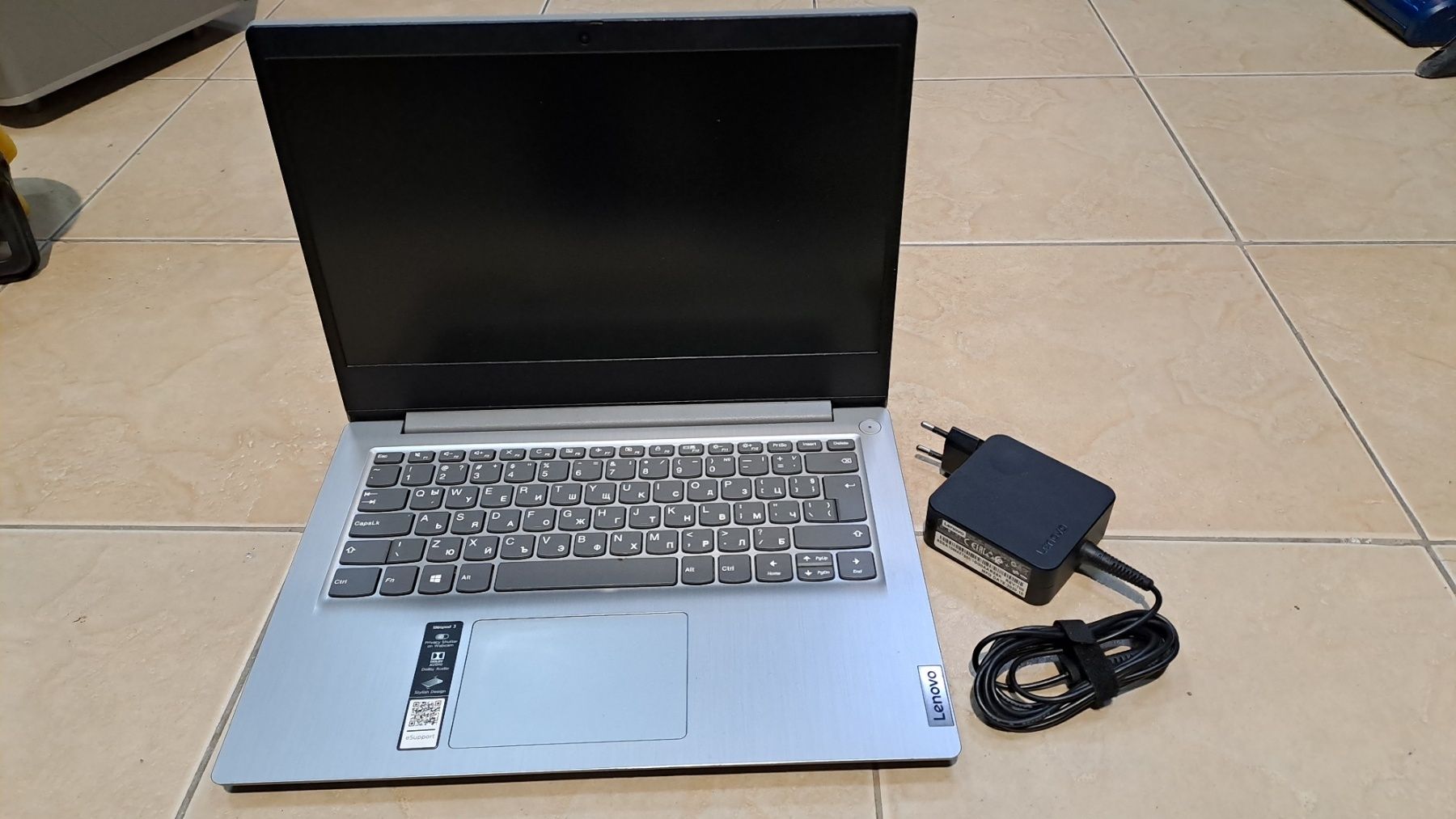 LENOVO IdeaPad 3 ,нов -500лв