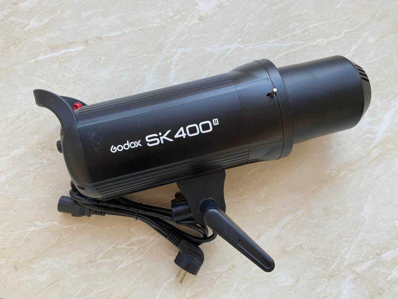 Студийная вспышка Godox SK 400 II