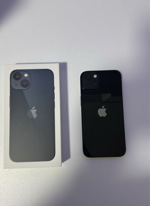iPhone 13 Midnight
