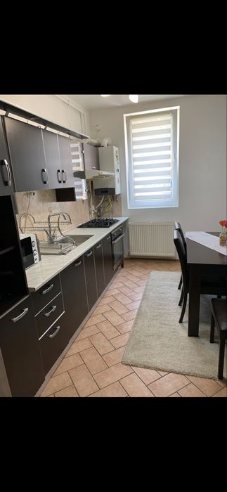 Vând Apartament zona Eroilor