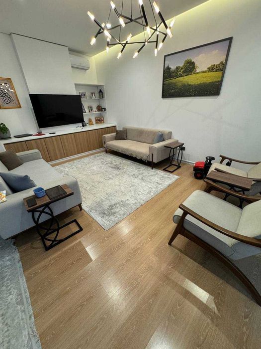 метро Минор , участок с домом