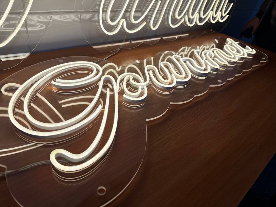 Наружная реклама.   Tashqi reklama. Banner.