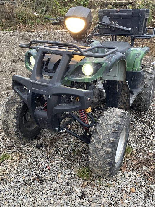 Vând ATV