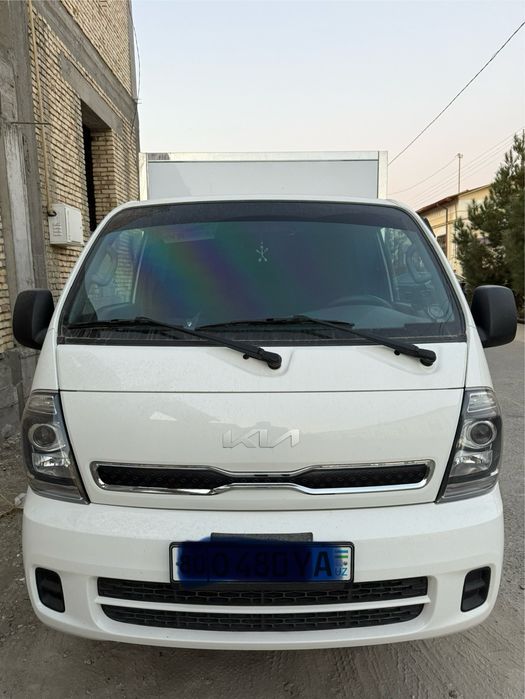 kia bongo 2700 sotiladi xolati yaxshi