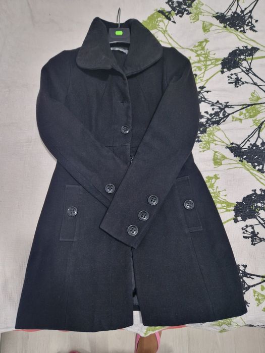 Vând palton Stradivarius,  mărimea S