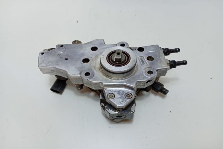 Pompa inalta presiune Mercedes-Benz C-Class W203/S203/CL203 (facelift