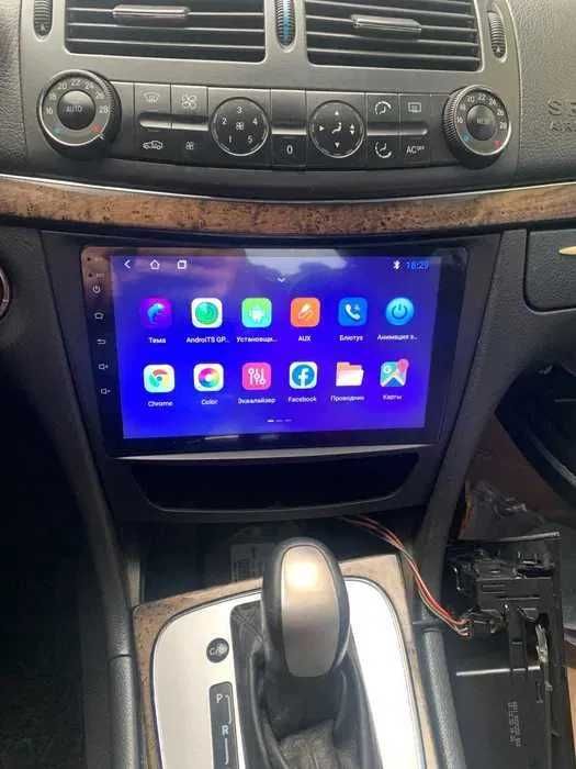 Navigatie GPS Mercedes E Class W211 E200 W219 CLS CarPlay QLed 1-8GB