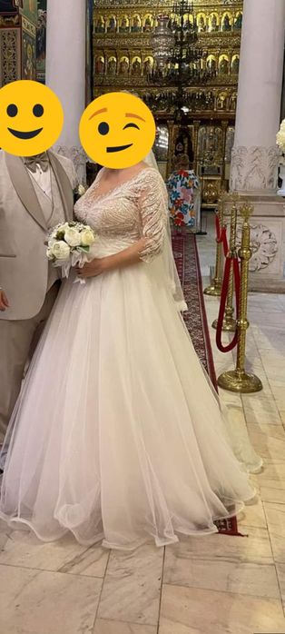 Rochie de mireasa,pe corset+crinolina,voal