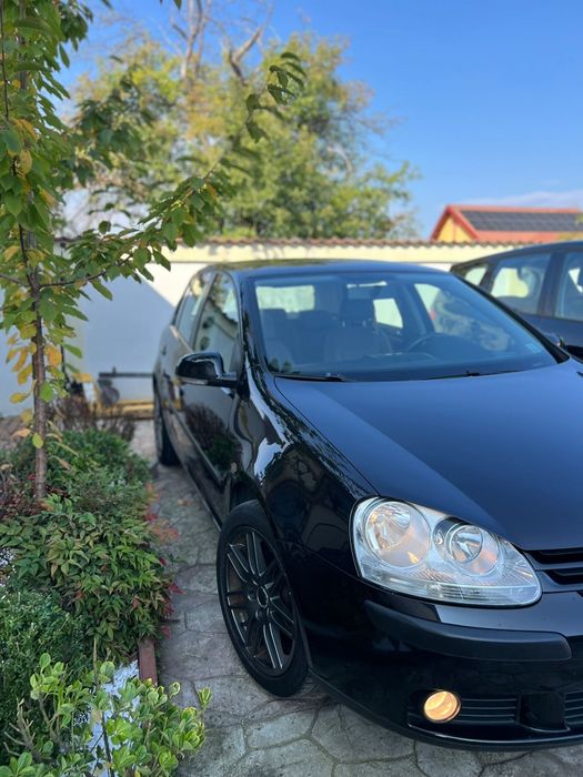 Volkswagen Golf 5 Benzina