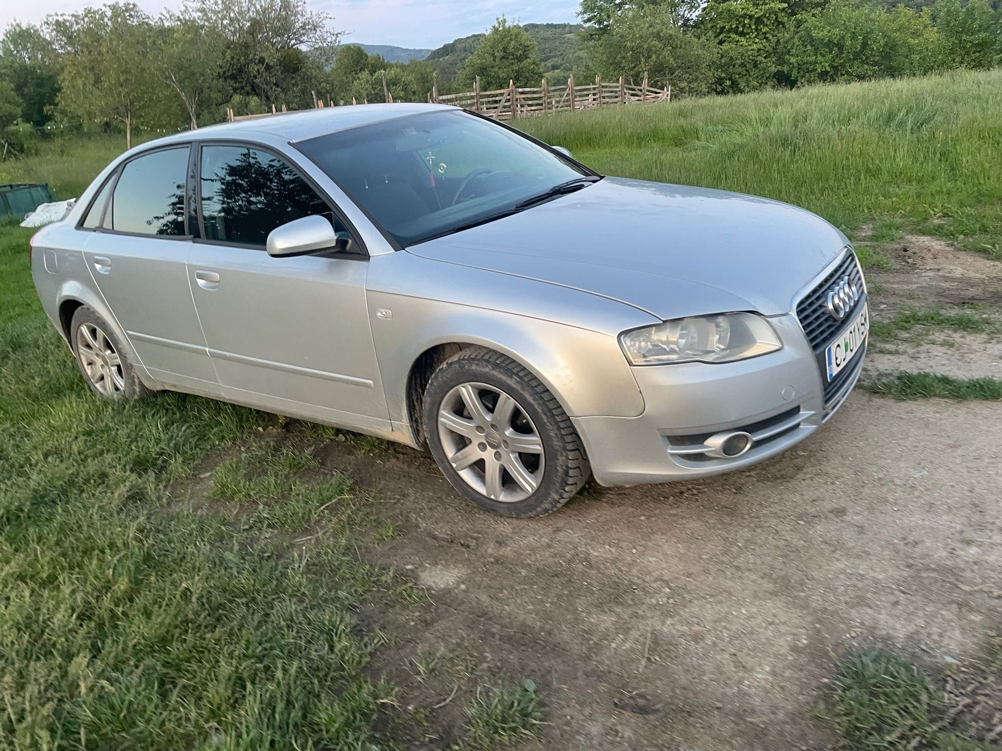 Vând Audi A4 2002