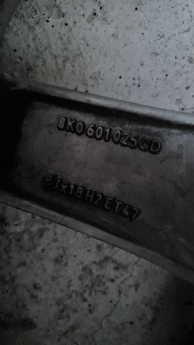 Vând roți Audi A4 245/40/18 vară