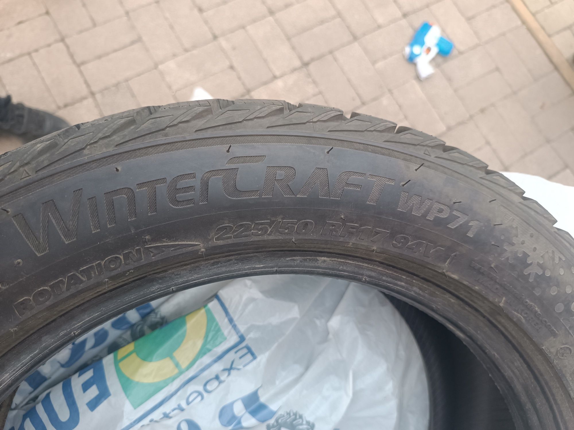 Anvelope  iarna runflat Kumho 225 50 17