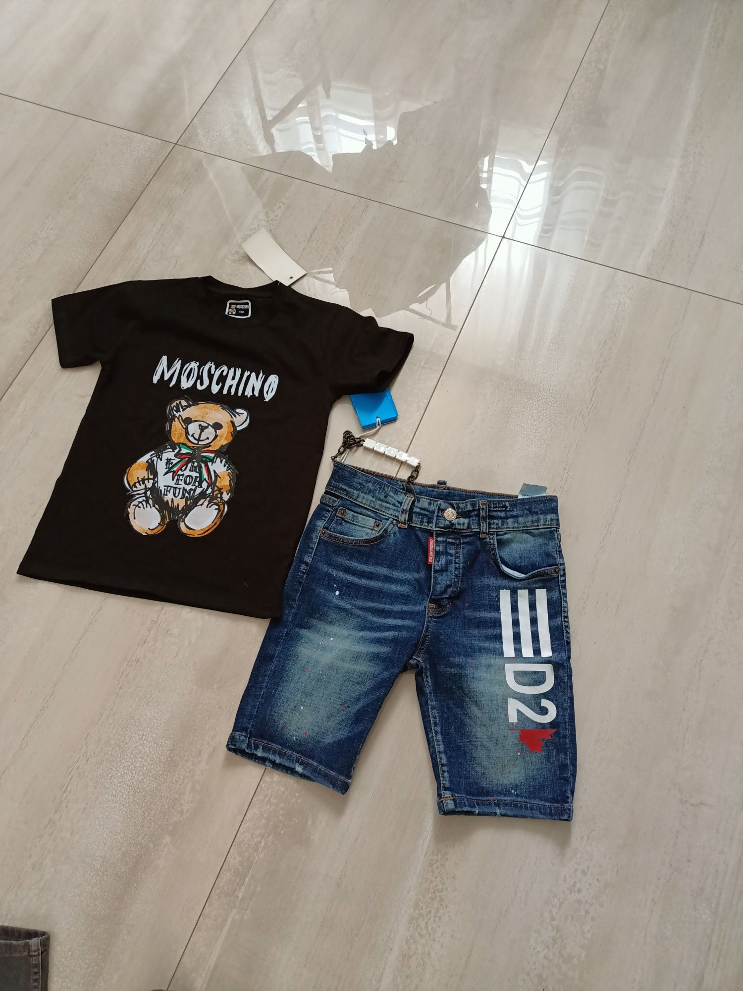 Compleu copii tricou și pantaloni de blugi