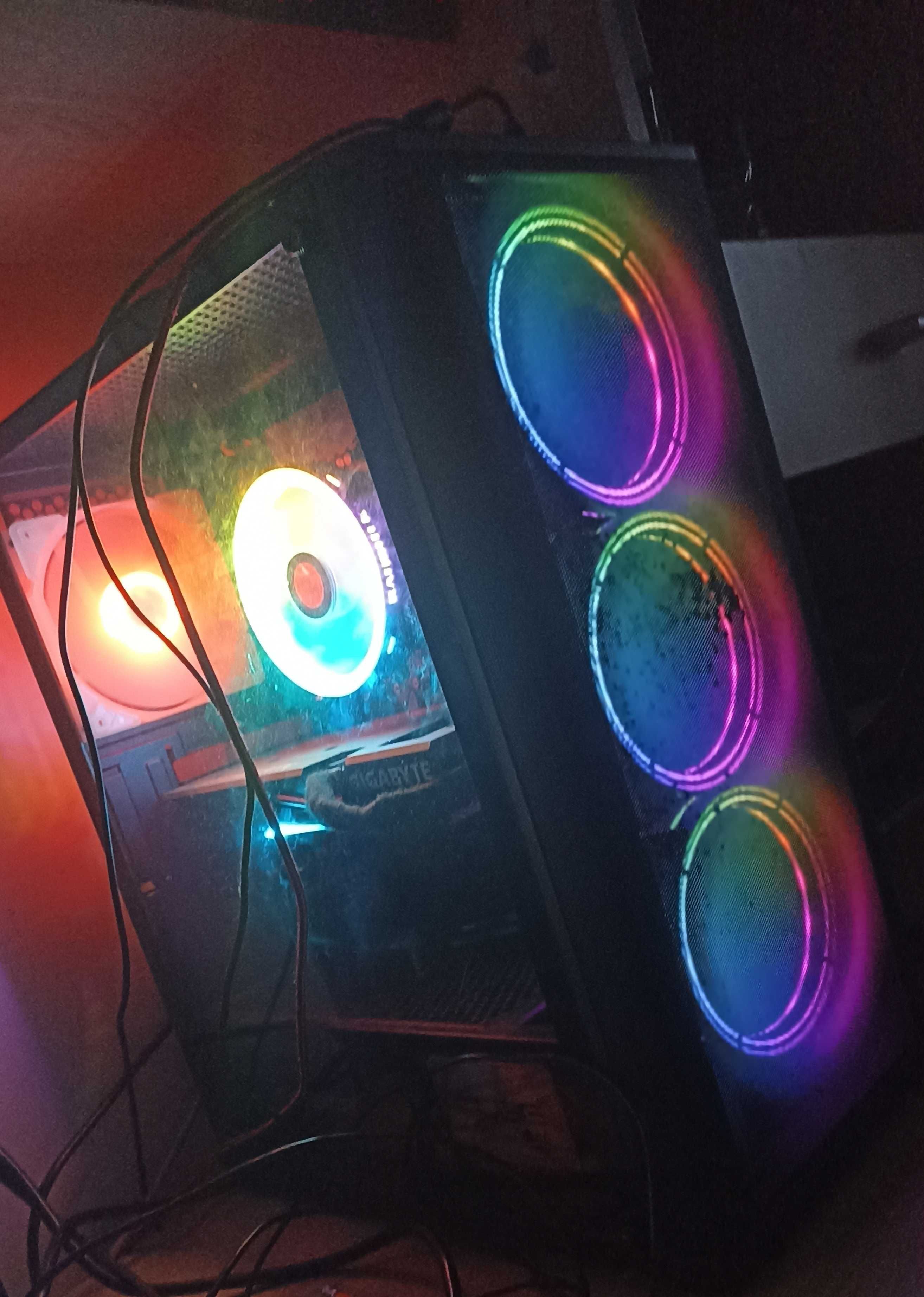 Vând pc de gaming