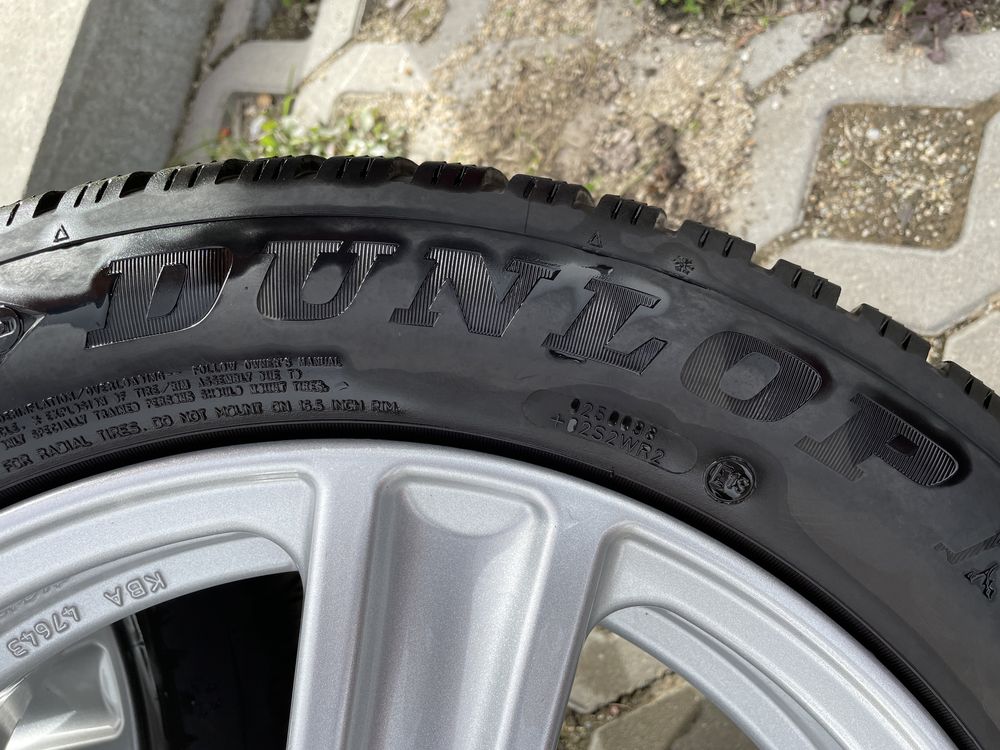 Jante R16 cu anvelope dunlop winter sport 5 -  205/55R16