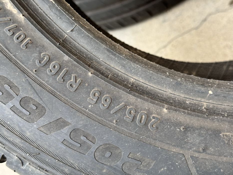 205/65/R16C Pirelli Carrier 1бр всесезона dot0919