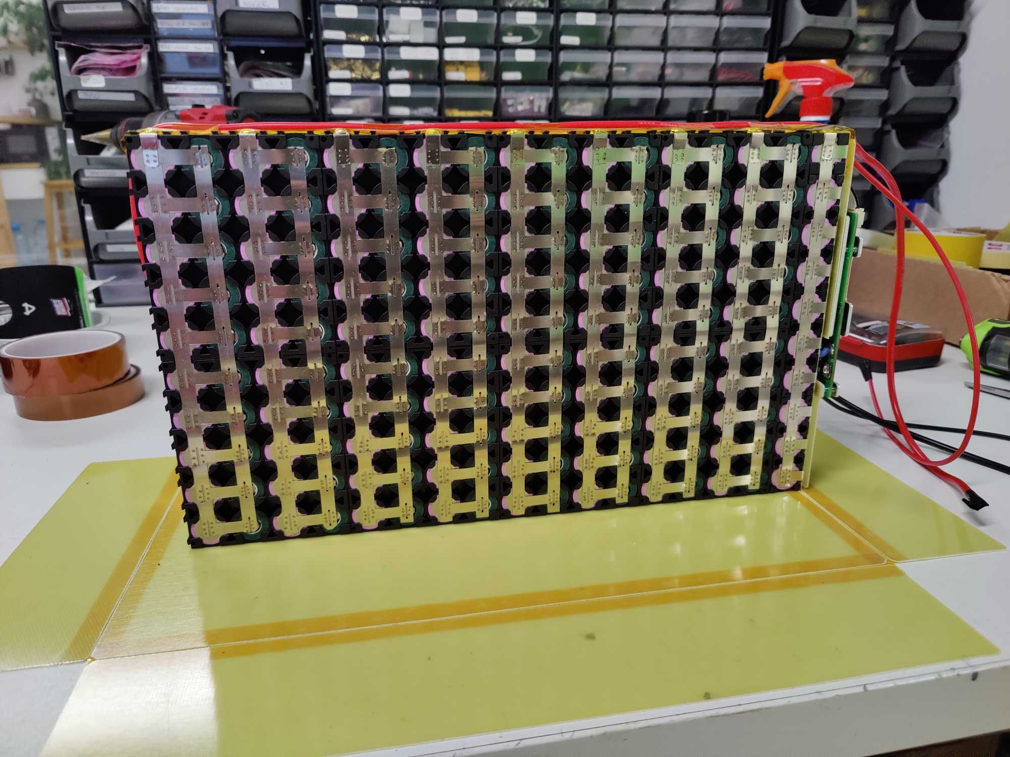 Construcție Baterii Litiu-Ion pentru Triciclu Electric RDB, Kuba