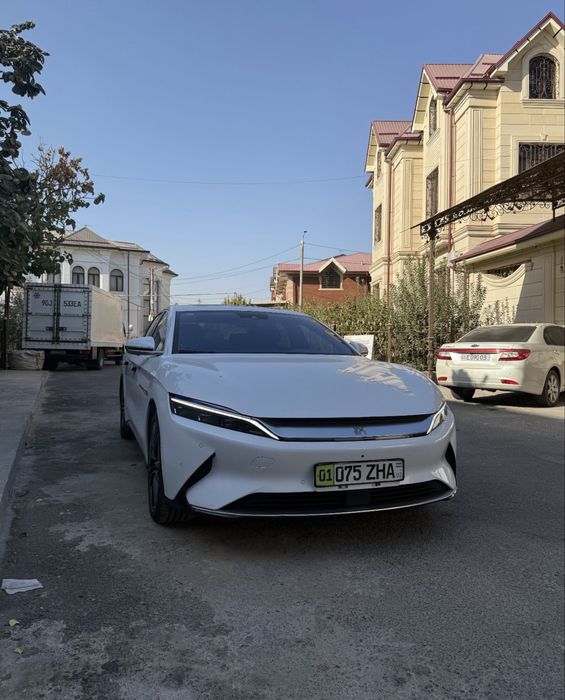 Byd Han dual mator. Kraskasi tozza  holati zor