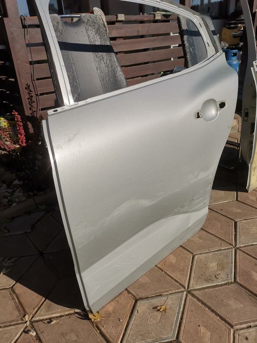 Ușă stânga spate dacia Logan 3